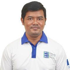 សយ បូរ៉ា